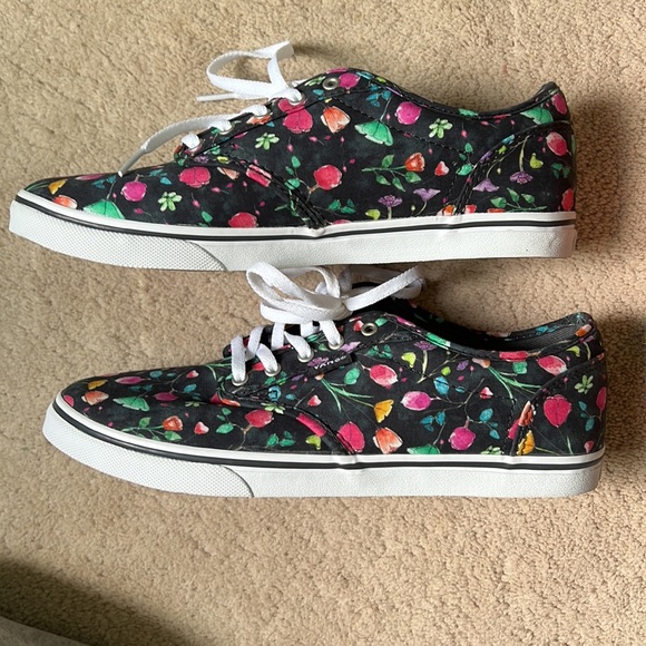 Watercolor floral vans - Picture 4 of 7